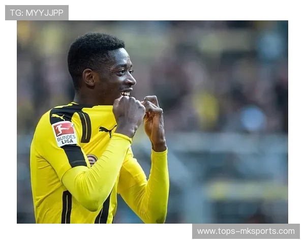 多特控制边路节奏,罗伊斯组织稳健